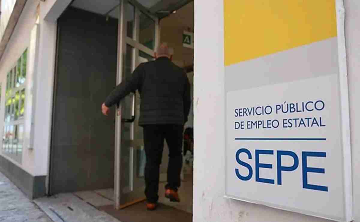 El subsidio del SEPE que protege a quienes no llegan al paro