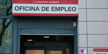 SEPE advierte sobre trabajar y cobrar el subsidio a la vez